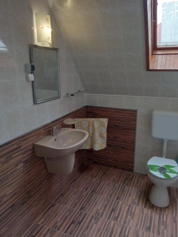 זלקרוס Holiday Apartmanhaz מראה חיצוני תמונה