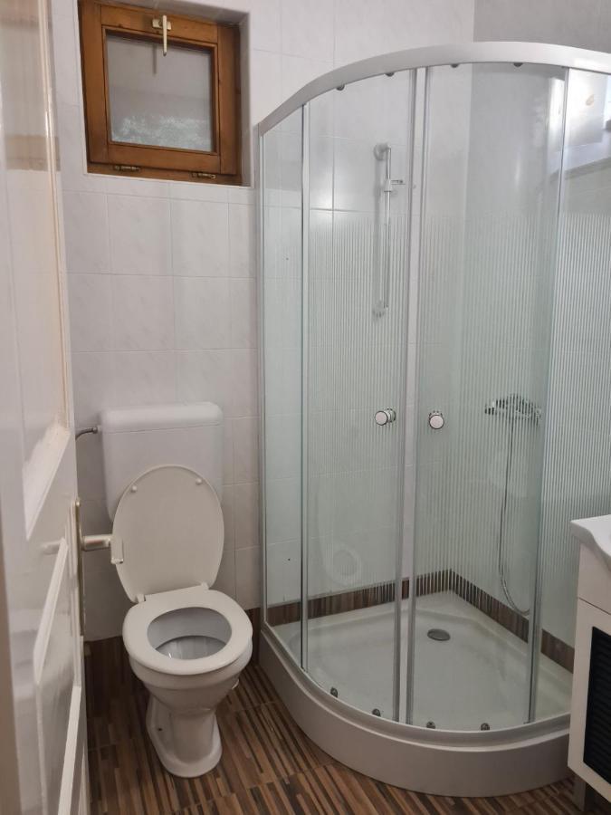 זלקרוס Holiday Apartmanhaz מראה חיצוני תמונה