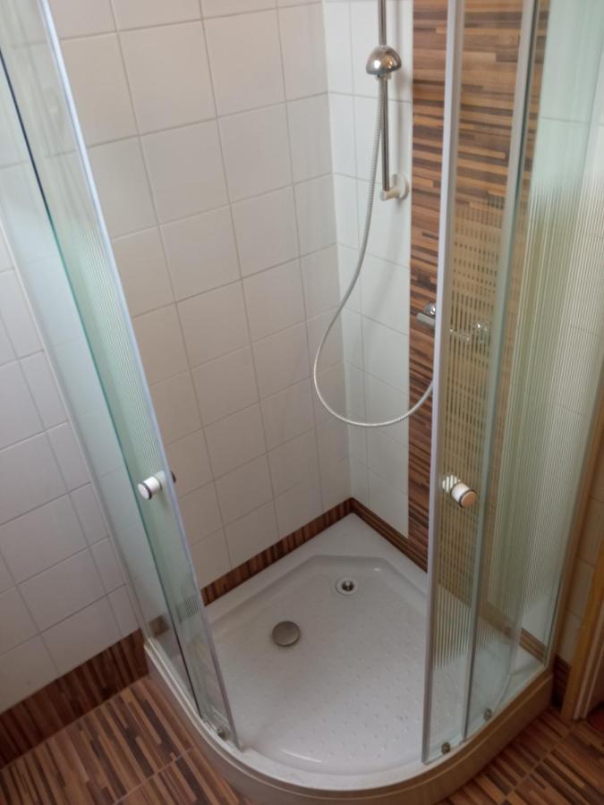 זלקרוס Holiday Apartmanhaz מראה חיצוני תמונה