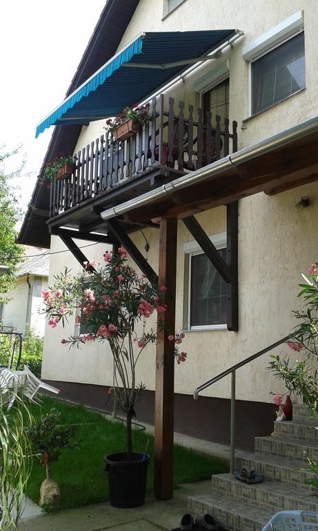 זלקרוס Holiday Apartmanhaz מראה חיצוני תמונה